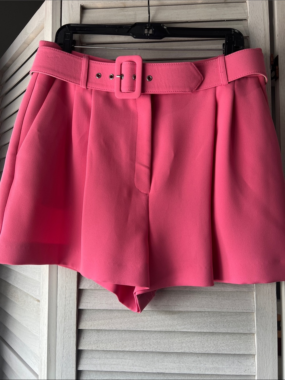Gianni Bini Pink High-Waist Belted Shorts